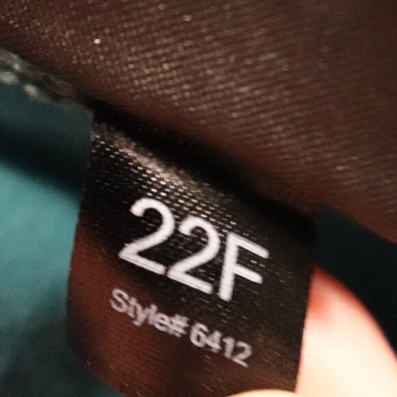 Kuhl Kultivatr Kargo Crop Pants Women’s Size 6 Everglade Teal - Picture 14 of 14